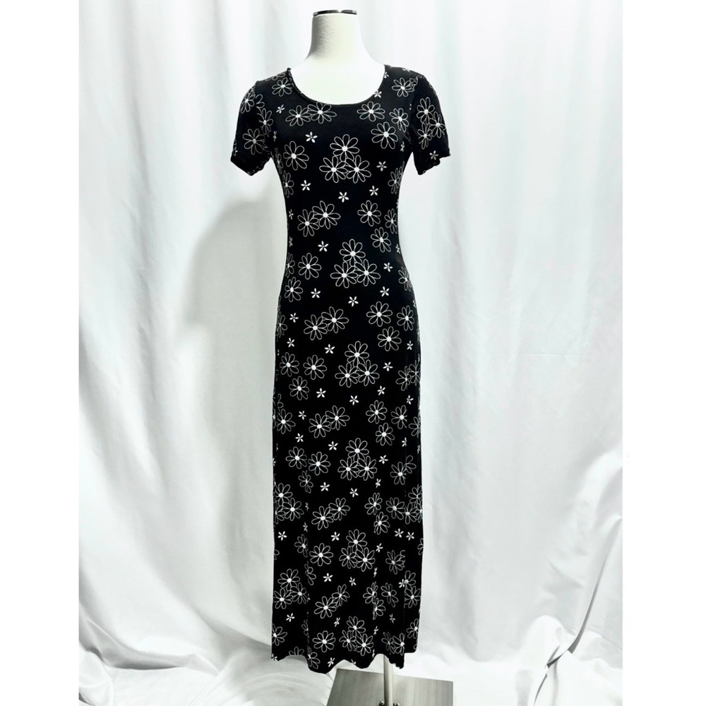 Black Maxi Dress White Floral Prints Short-Sleeve Active USA Size S Repaired Pit